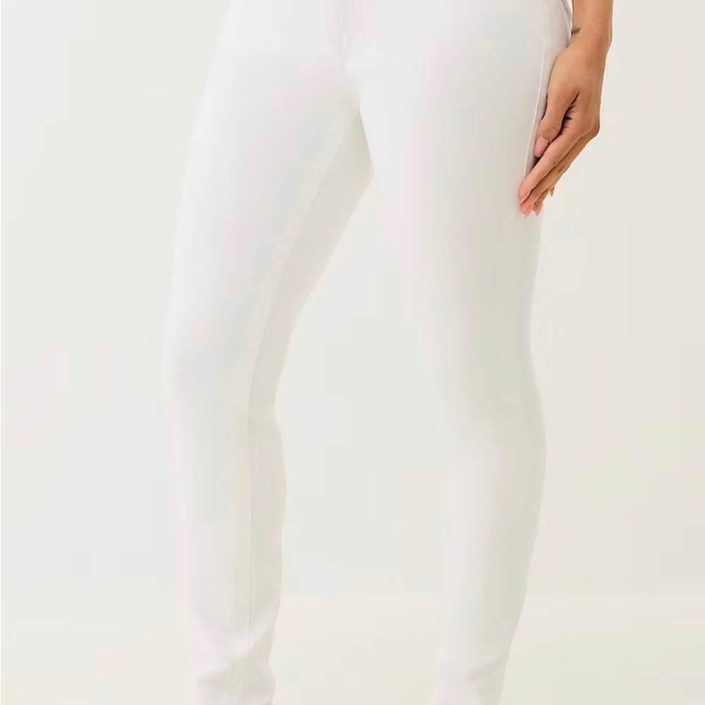 Universal Thread Shiny White Pants